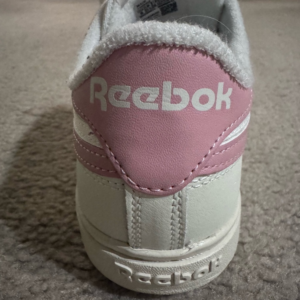 Reebok Women's Sneakers in Pink and White